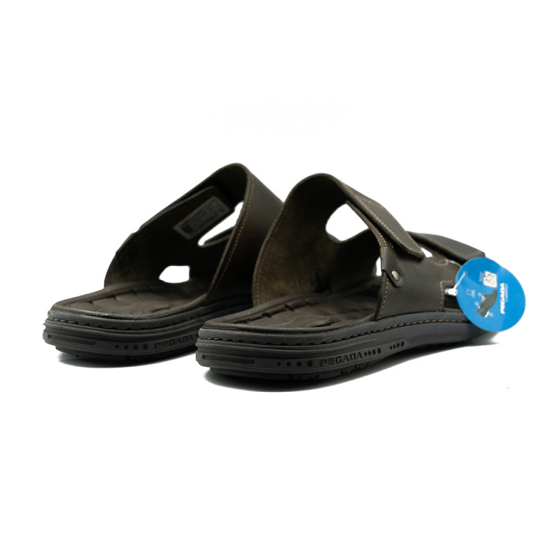 Pegada vyriškos įspirtukės