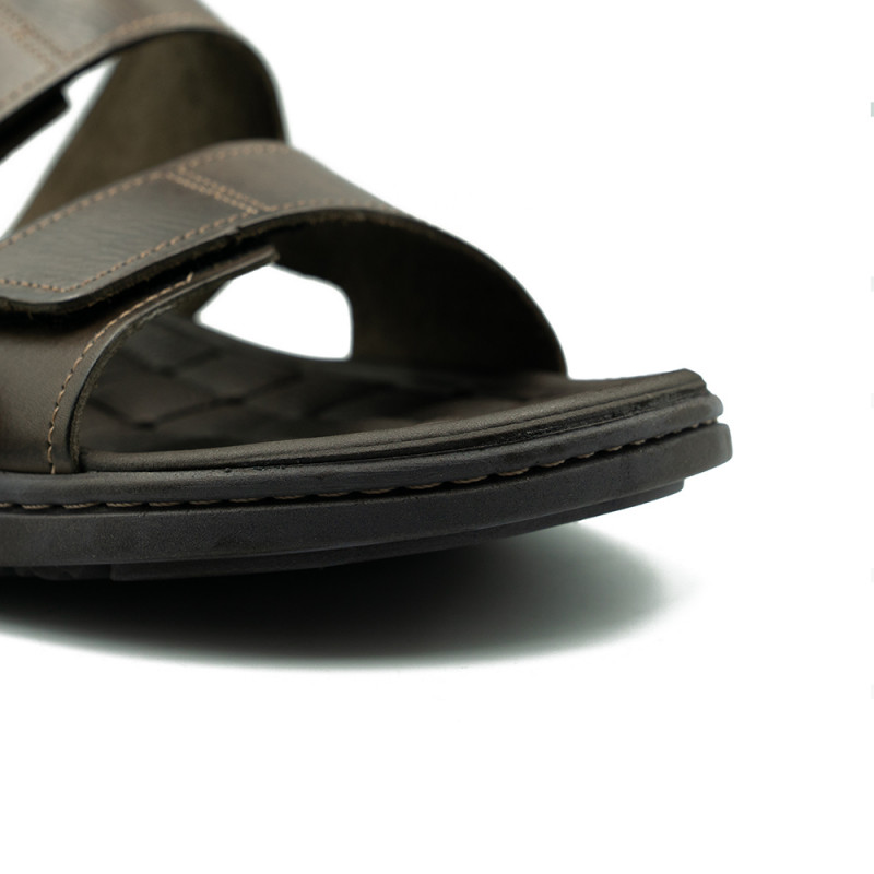 Pegada vyriškos įspirtukės