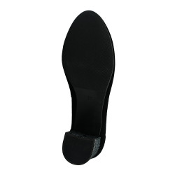 Nicolo Ferretti moteriški bateliai