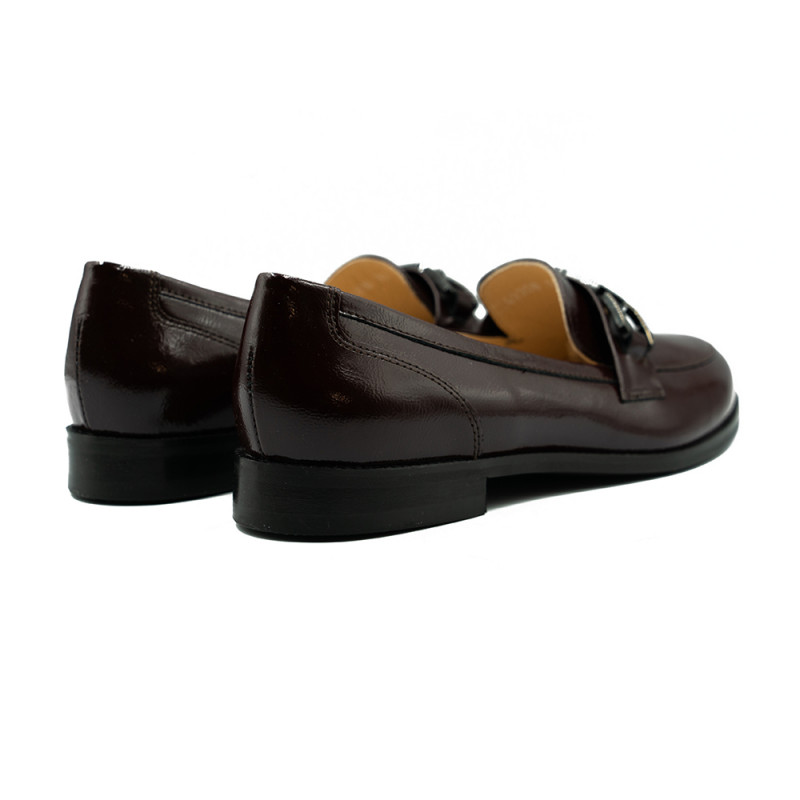 Nicolo Ferretti moteriški bateliai