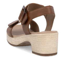 Remonte moteriškos basutės