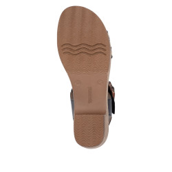 Remonte moteriškos basutės