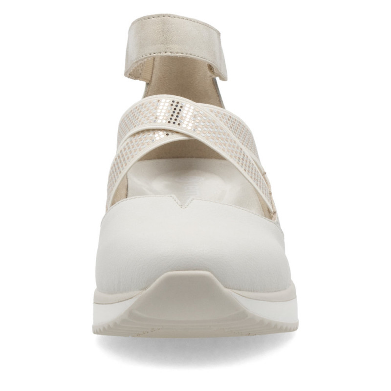 Remonte moteriški bateliai