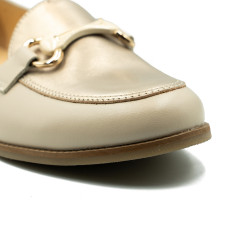 Nicolo Ferretti moteriški bateliai