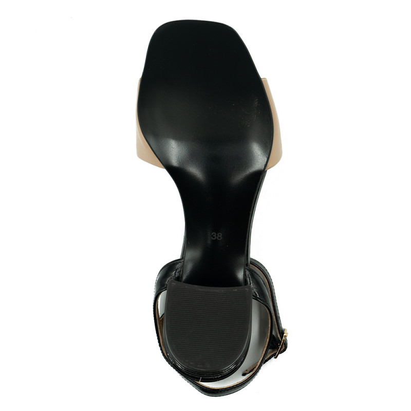 Nicolo Ferretti moteriškos basutės