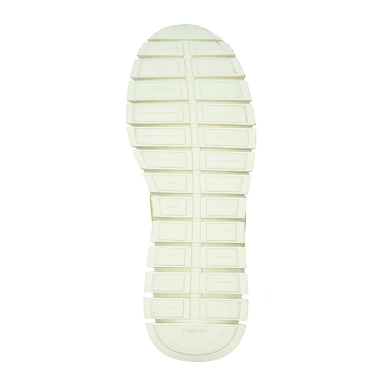 Nicolo Ferretti moteriški bateliai