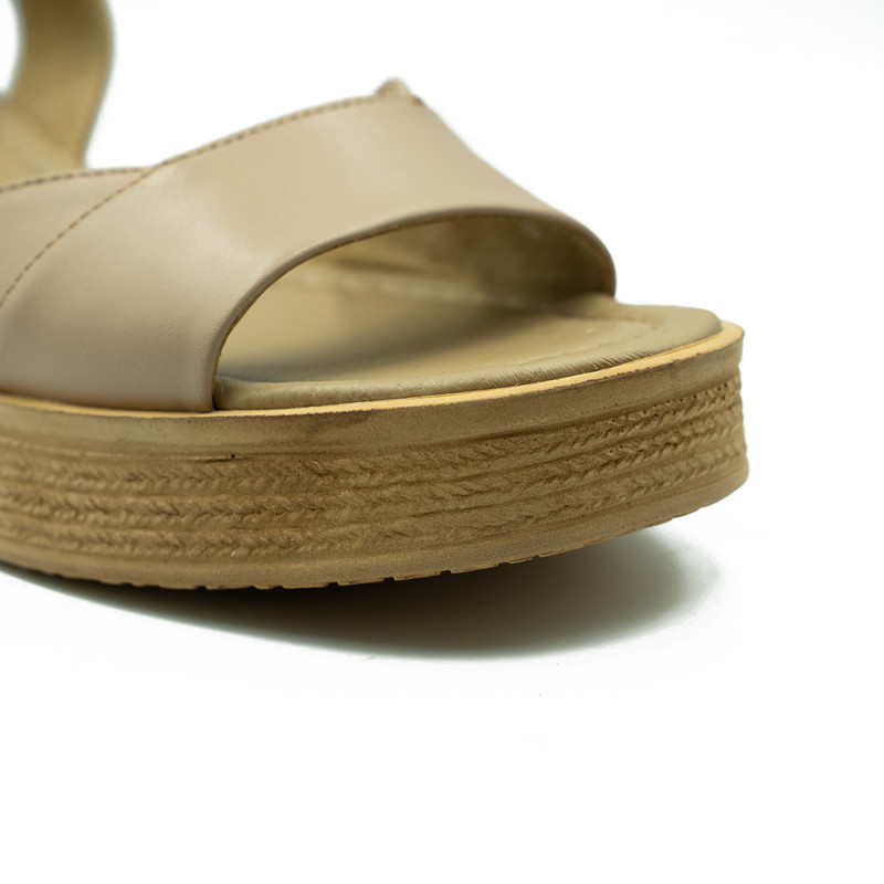 Rylko moteriškos basutės