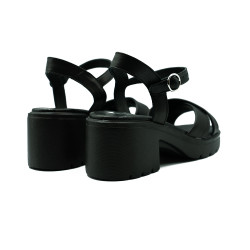 Rylko moteriškos basutės