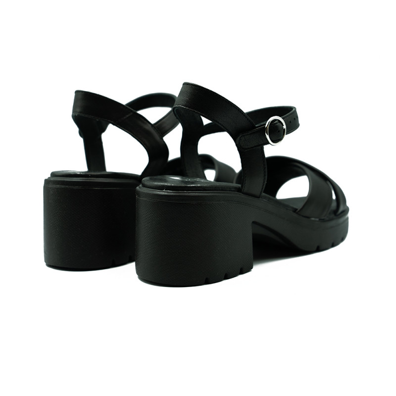 Rylko moteriškos basutės