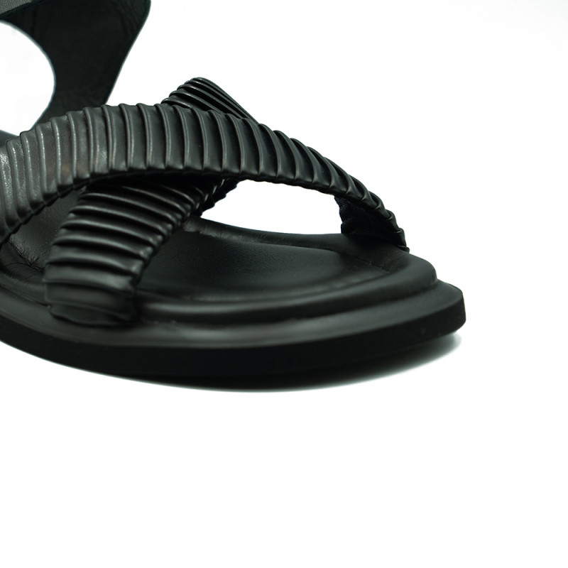 Nicolo Ferretti moteriškos basutės