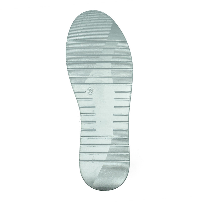 Nicolo Ferretti moteriški bateliai