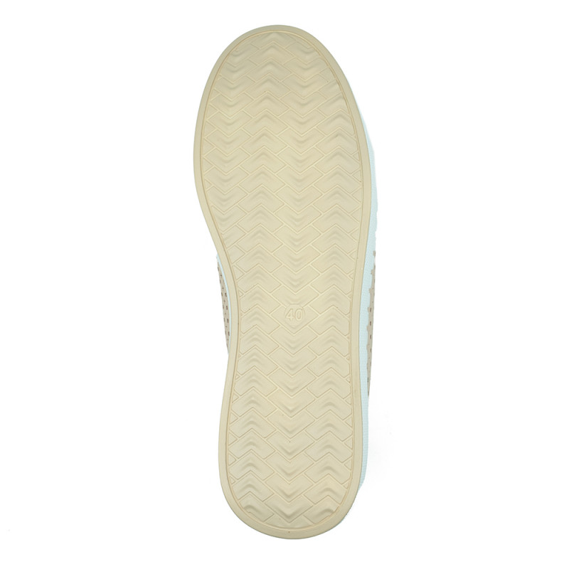 Nicolo Ferretti moteriški bateliai