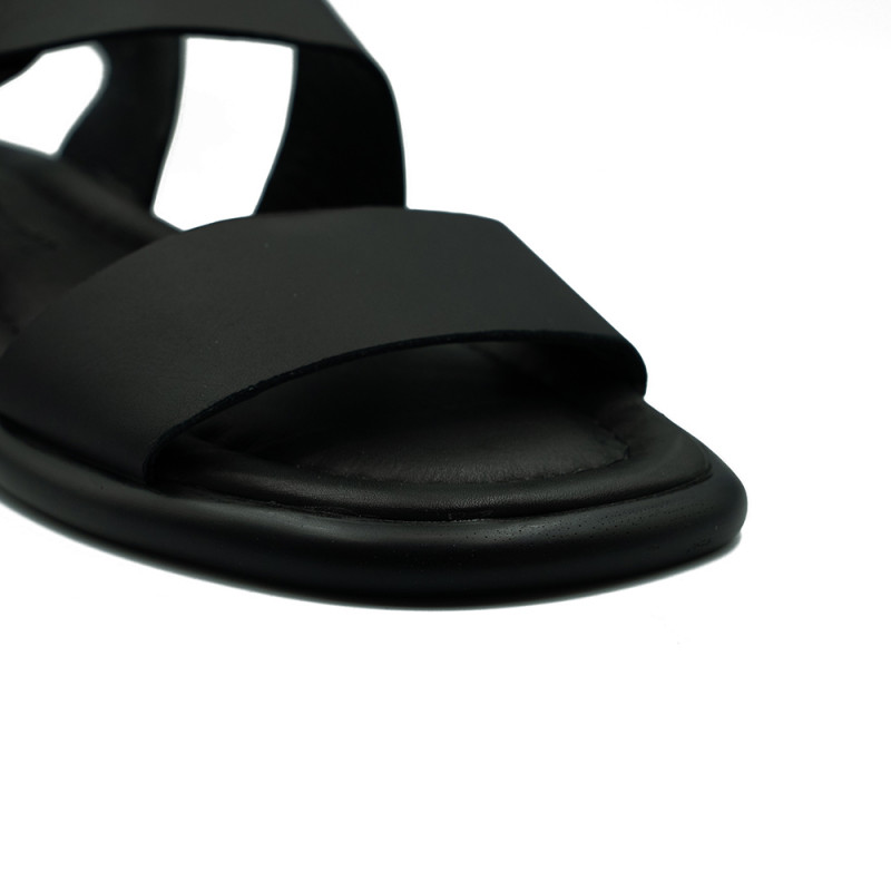 Nicolo Ferretti moteriškos basutės