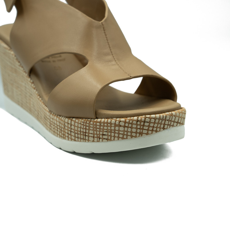 Repo moteriškos basutės