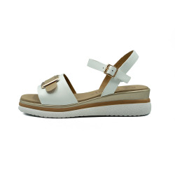 Repo moteriškos basutės