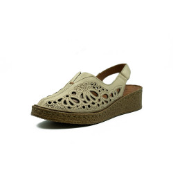 Polking moteriškos basutės