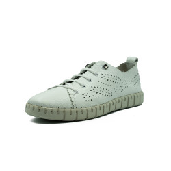 Nicolo Ferretti moteriški bateliai