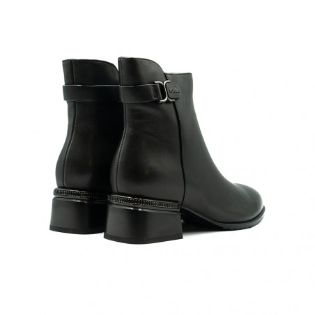 Loretta Vitale moteriški aulinukai