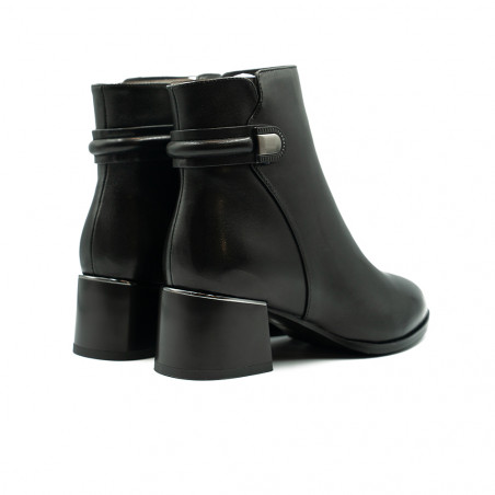 Loretta Vitale moteriški aulinukai