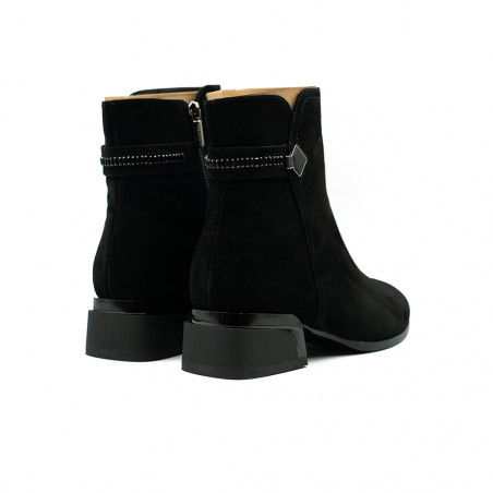 Loretta Vitale moteriški aulinukai