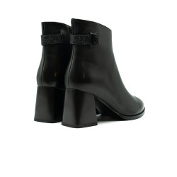 Loretta Vitale moteriški aulinukai