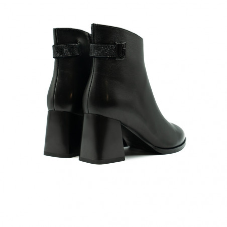 Loretta Vitale moteriški aulinukai