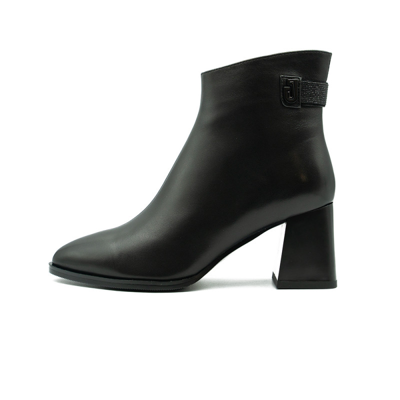 Loretta Vitale moteriški aulinukai