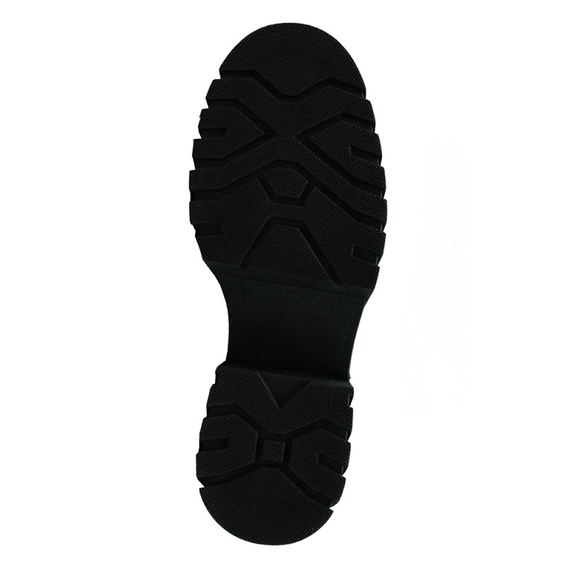 Nicolo Ferretti moteriški bateliai