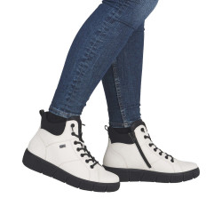 Remonte moteriški aulinukai