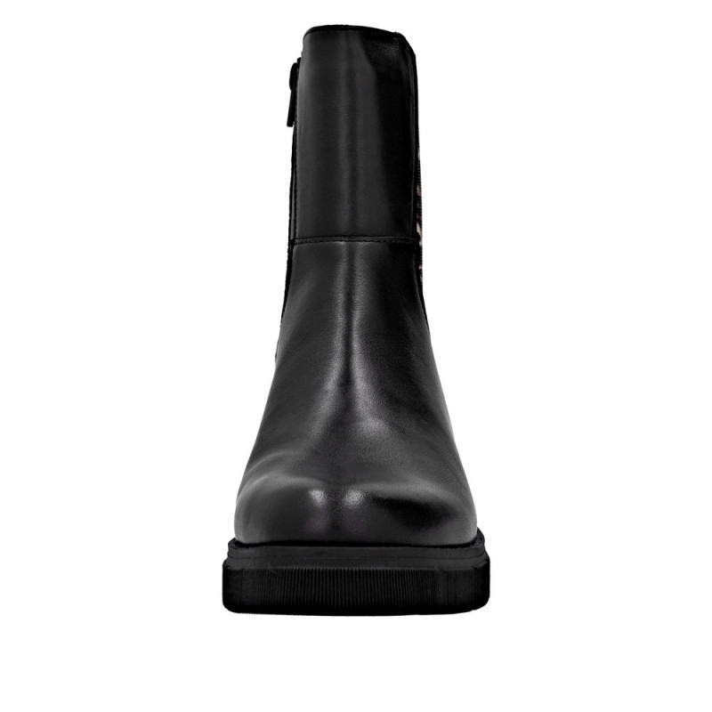 Remonte moteriški aulinukai