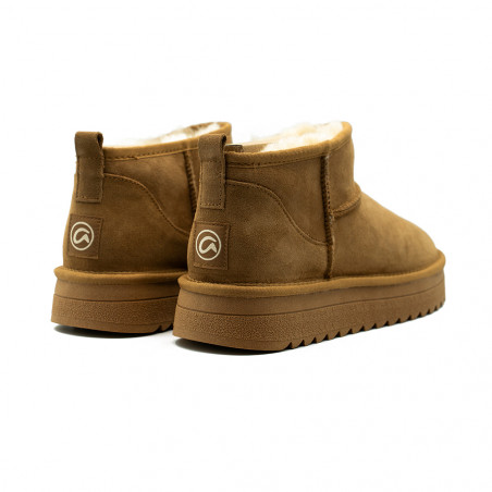 Ara moteriški aulinukai