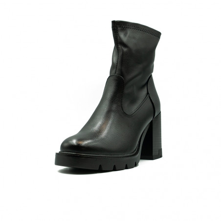 Potocki moteriški aulinukai