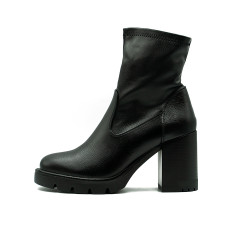 Potocki moteriški aulinukai