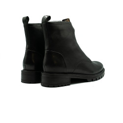 Ara moteriški aulinukai