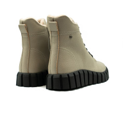 Potocki moteriški aulinukai