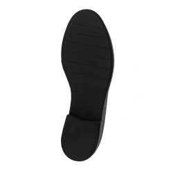 Nicolo Ferretti moteriški bateliai