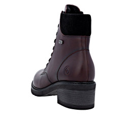 Remonte moteriški aulinukai