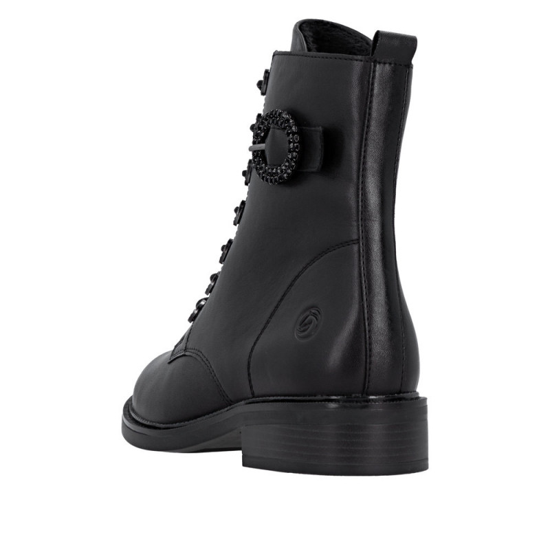 Remonte moteriški aulinukai