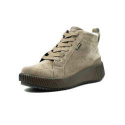 Ara moteriški aulinukai