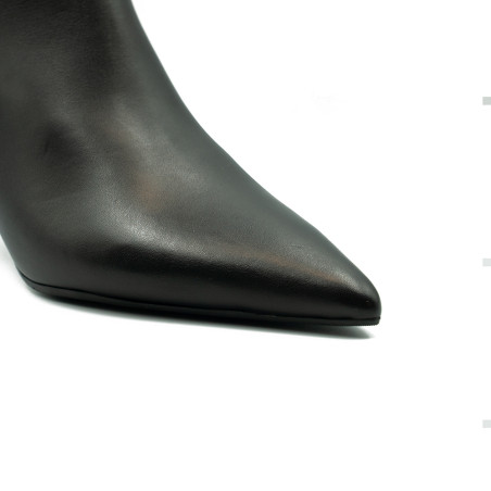 Nicolo Ferretti moteriški aulinukai