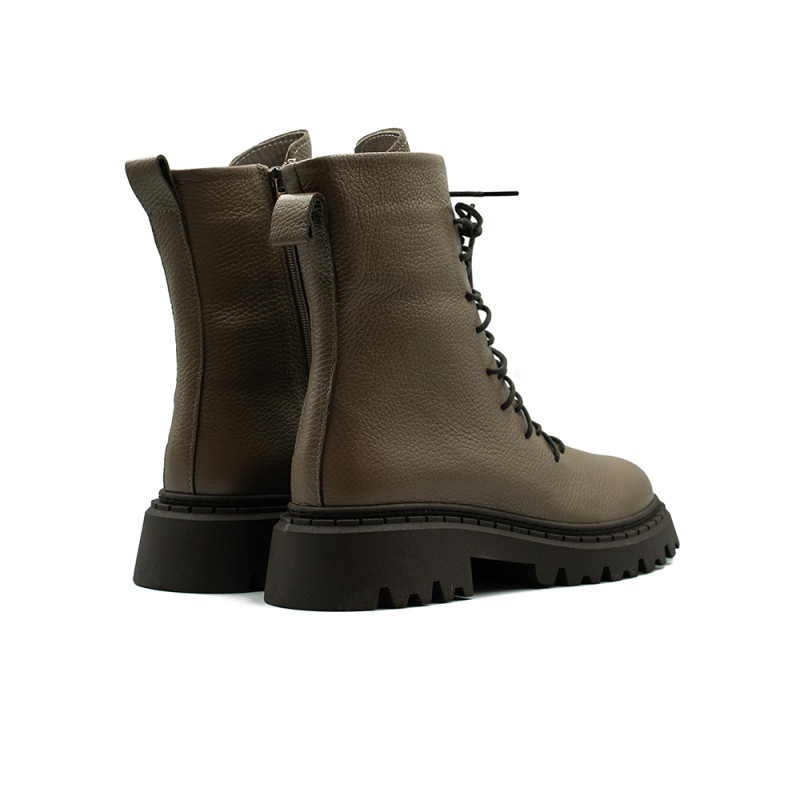 Nicolo Ferretti moteriški aulinukai