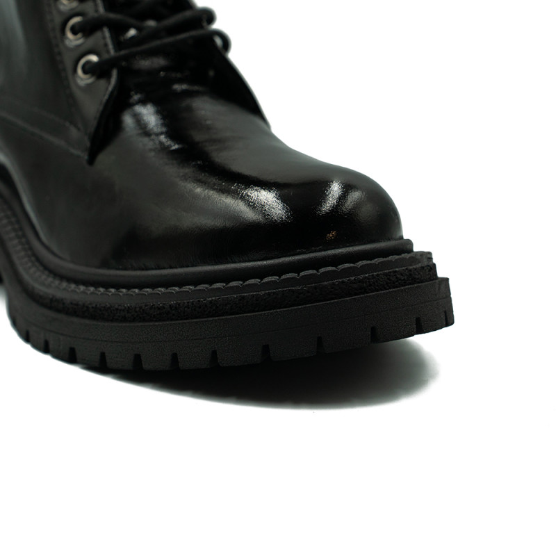 Nicolo Ferretti moteriški aulinukai