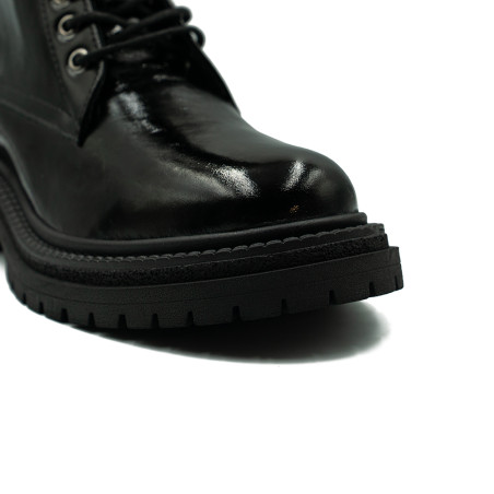 Nicolo Ferretti moteriški aulinukai