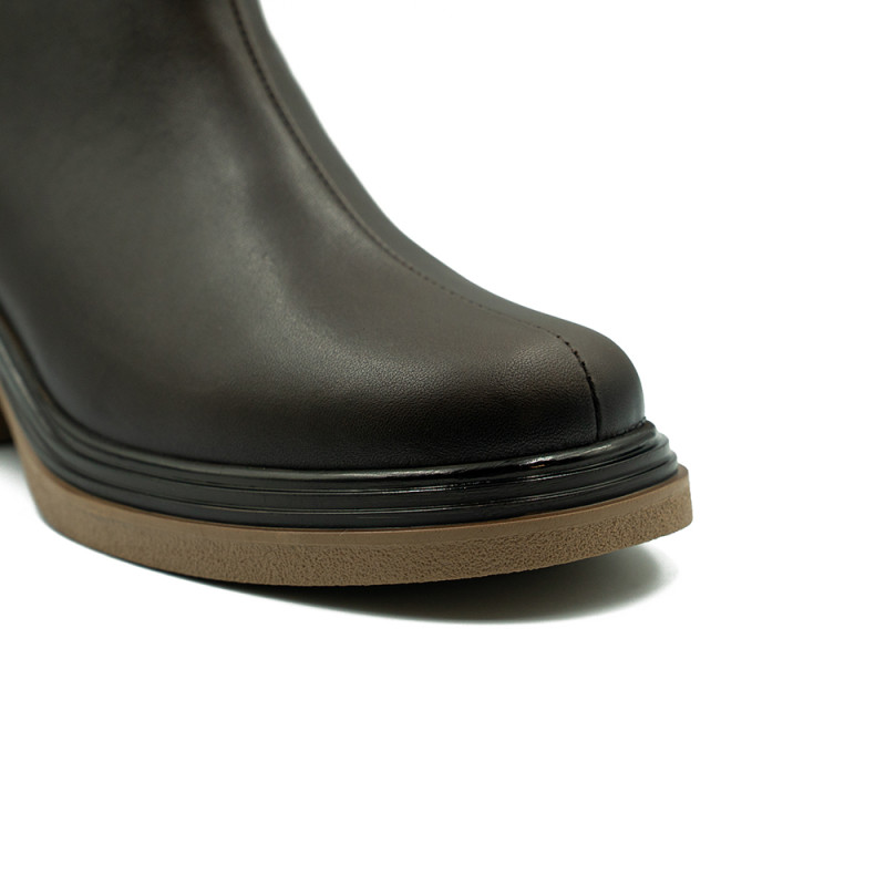 Nicolo Ferretti moteriški aulinukai