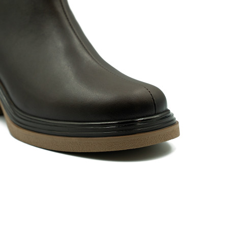 Nicolo Ferretti moteriški aulinukai