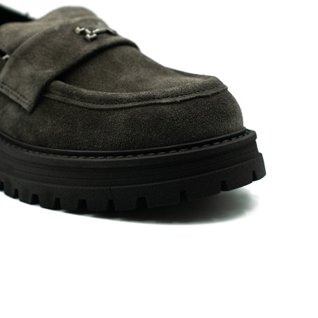 Nicolo Ferretti moteriški bateliai