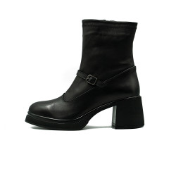 Nicolo Ferretti moteriški aulinukai