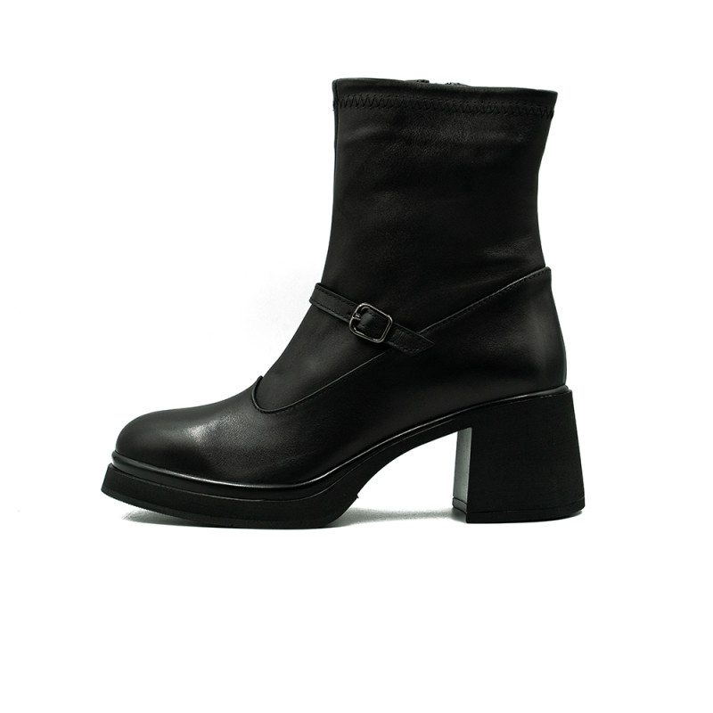 Nicolo Ferretti moteriški aulinukai