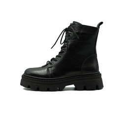 Nicolo Ferretti moteriški aulinukai