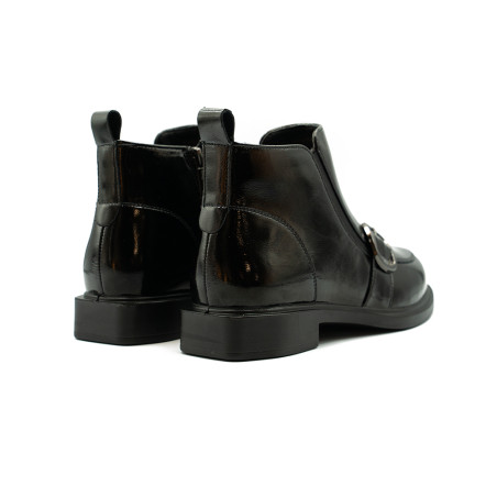 Loretta Vitale moteriški aulinukai